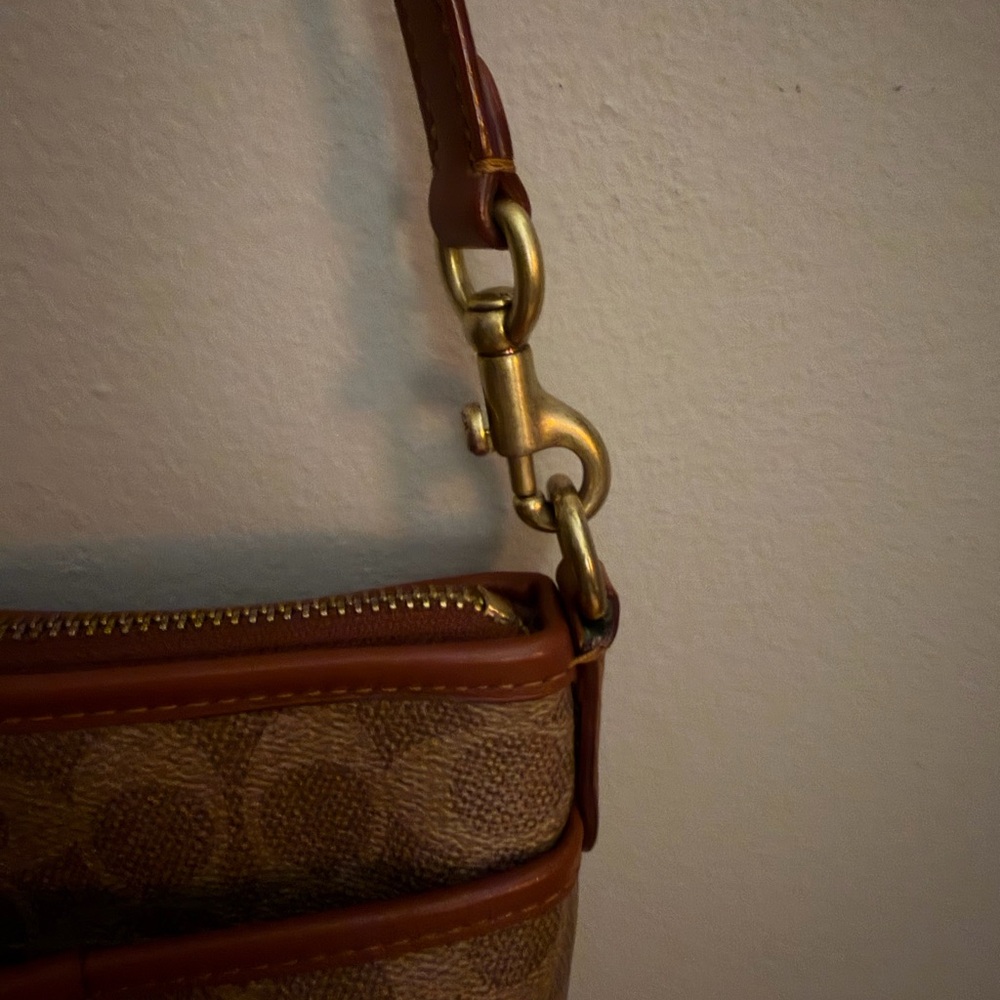 Coach Crossbody Bag and Wallet Set - Picture 8 of 12